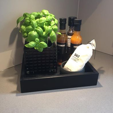 Illustrasjon av kjøkkenartikler